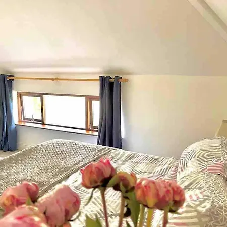 Fionas Thatched Eile Tatil Evi