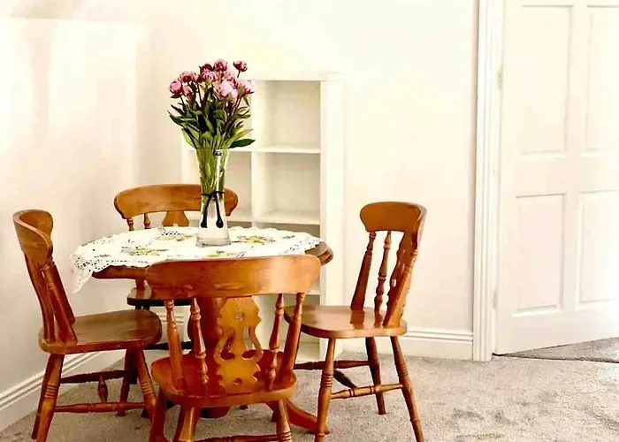 펜션 Fionas Thatched Eile 킬라니