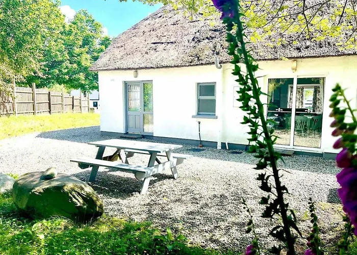 Fionas Thatched Eile * 킬라니