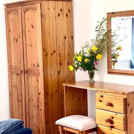 Fionas Thatched Eile Σπίτι διακοπών *