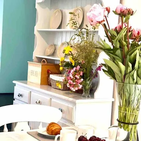 Fionas Thatched Eile Cill Airne